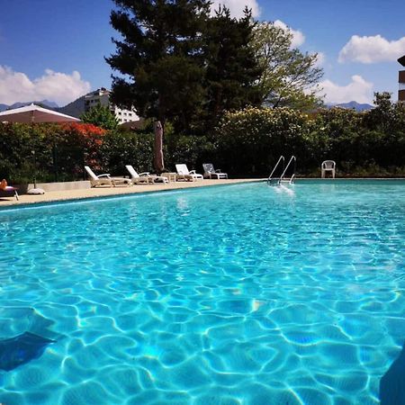 Appartement Mont Royal Balcon Et Piscine à Annecy Extérieur photo