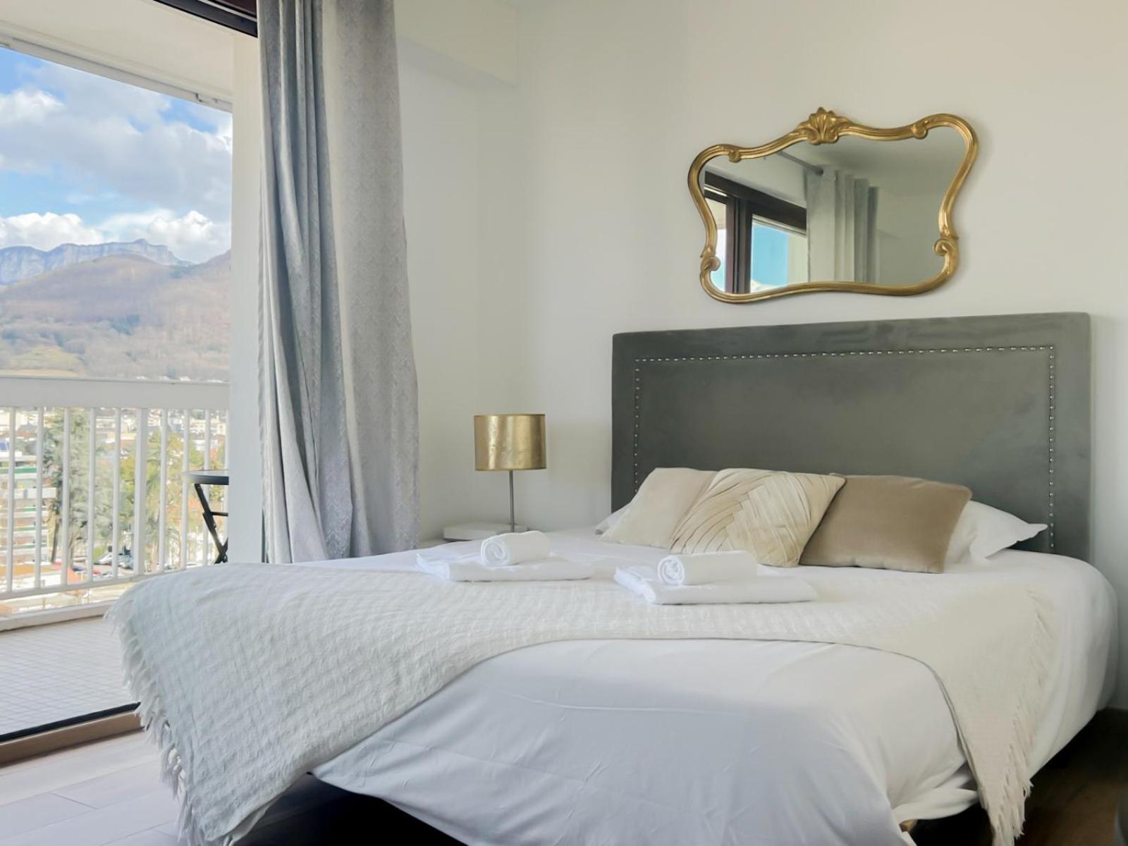 Appartement Mont Royal Balcon Et Piscine à Annecy Extérieur photo